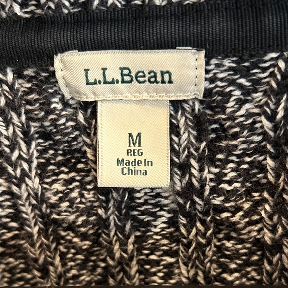 L.L. Bean Black and White Crew Neck Sweater - Picture 2 of 6